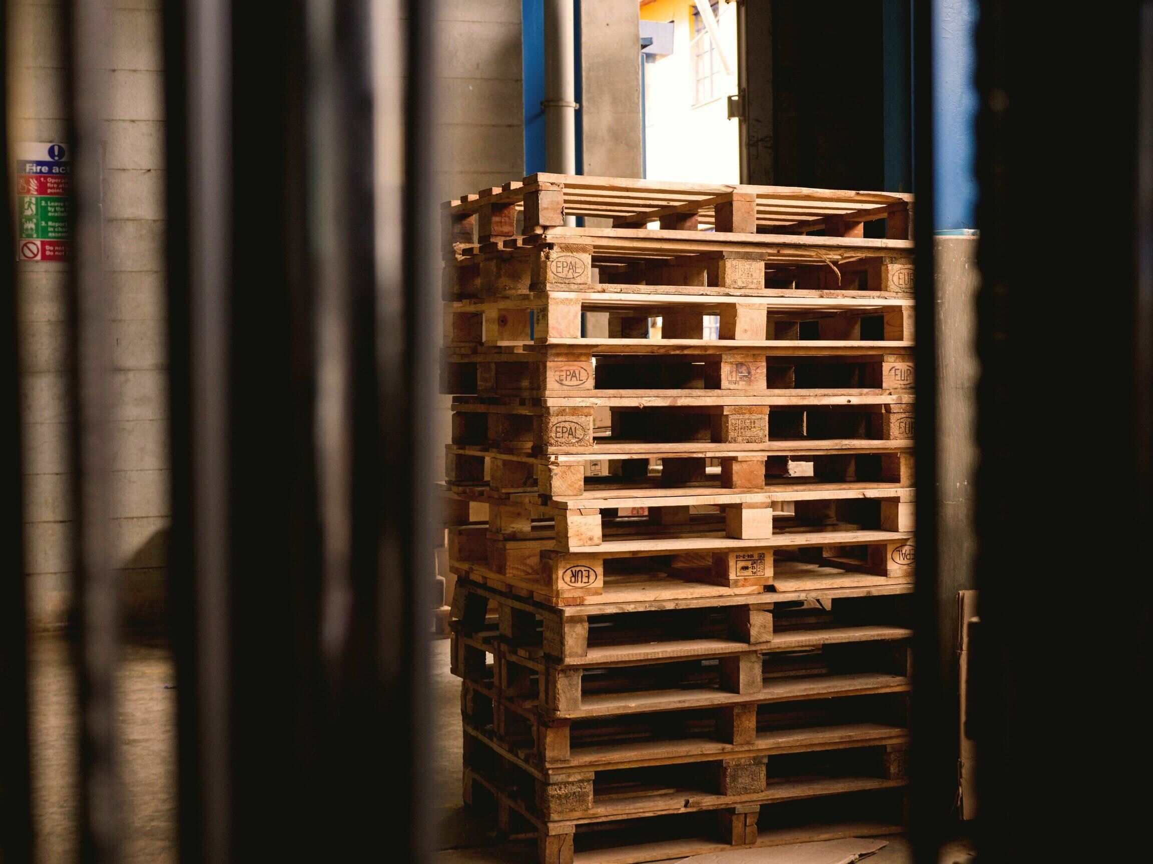 Optimising Your Storage Space with Pallet Warehouse Racking